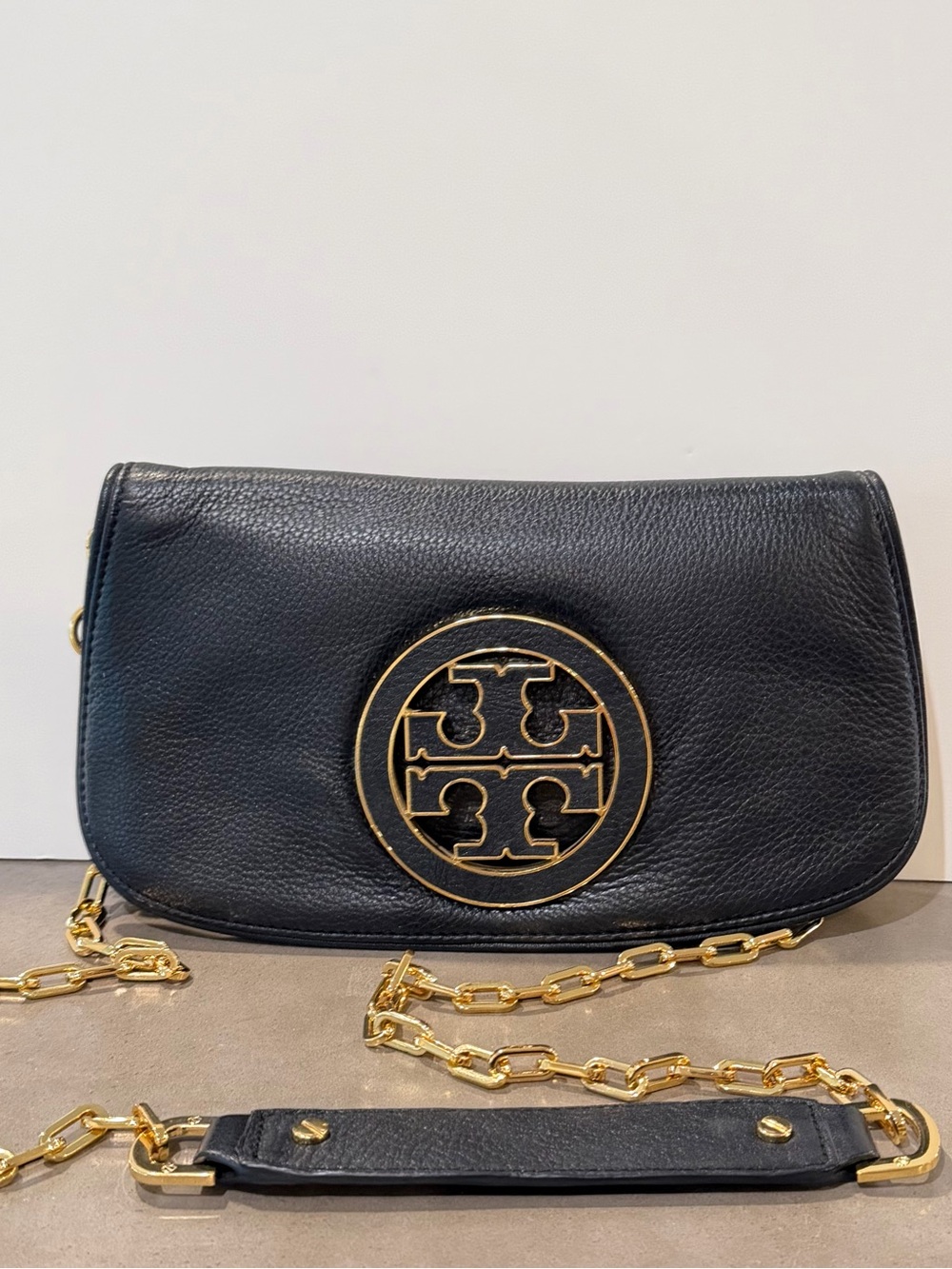 Tory Burch Reva | Black Leather Crossbody with Gold Logo Chain Strap